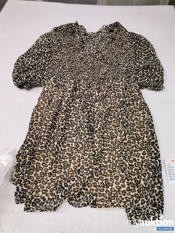 Artikel Nr. 687214 Artikel Nr. 687214: Asos Kleid