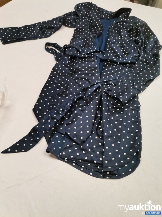 Artikel Nr. 838214 Artikel Nr. 838214: Guess Satin Longbluse/ Nachthemd