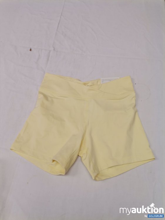 Artikel Nr. 688215 Artikel Nr. 688215: H&M Move Shorts
