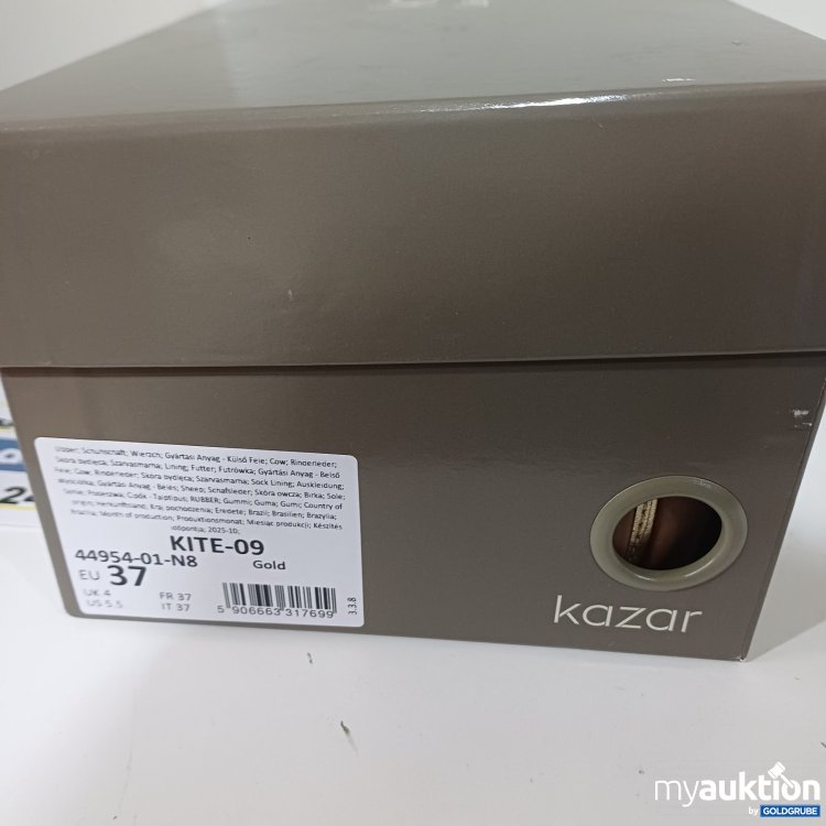 Artikel Nr. 464217 Artikel Nr. 464217: Kazar Slipper mit goldfarbenem Logo Größe 37
