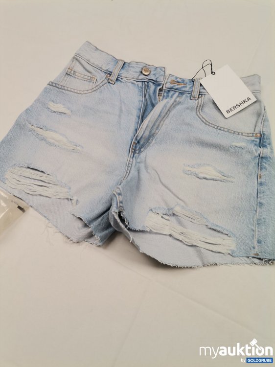 Artikel Nr. 434223: Bershka Shorts Jeans 