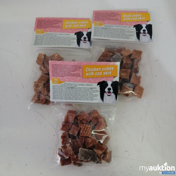 Artikel Nr. 425224: Chicken Cubes With Cod Skin für Hunde je 70 g