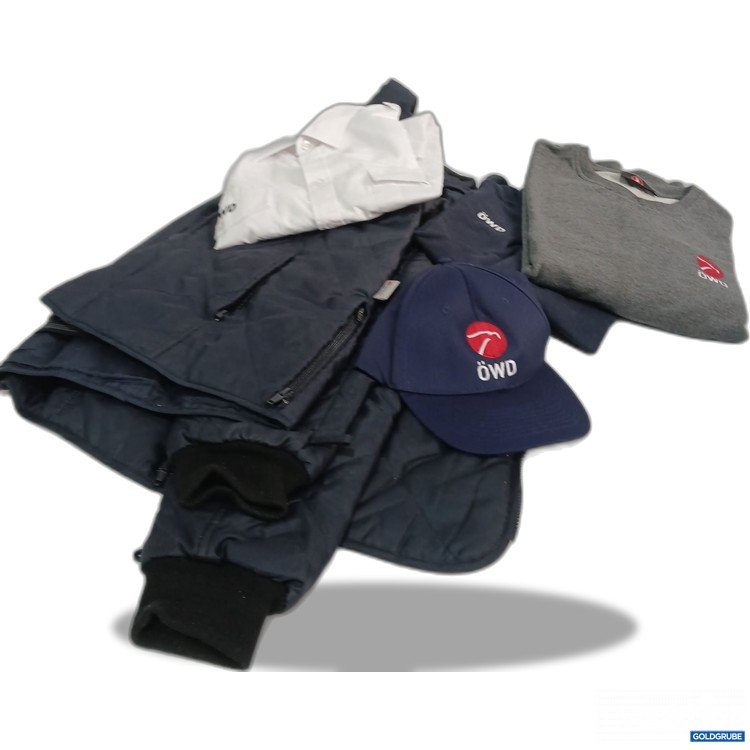 Artikel Nr. 961228: Diverse Bekleidung 