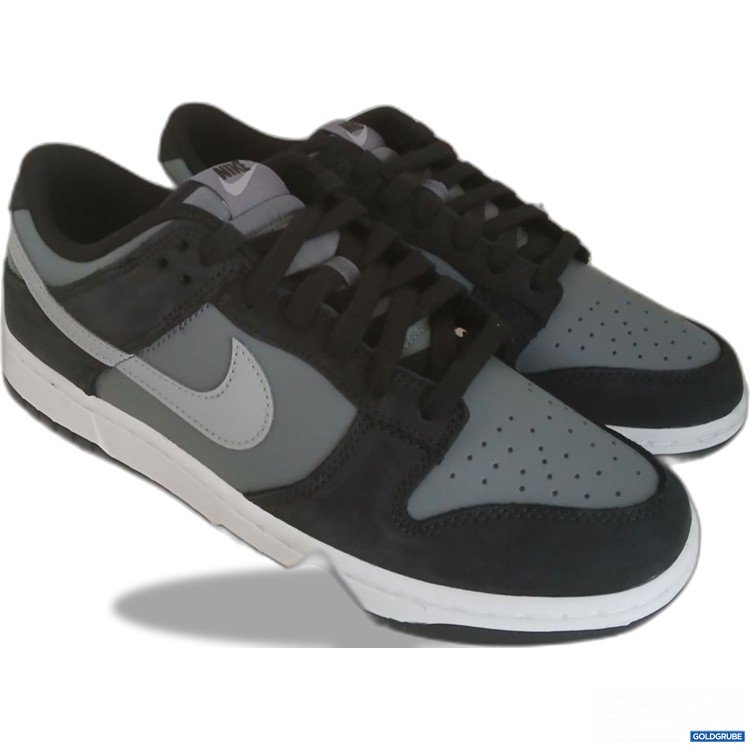 Artikel Nr. 954230: Nike Dunk Low Grau/Silber Sneaker