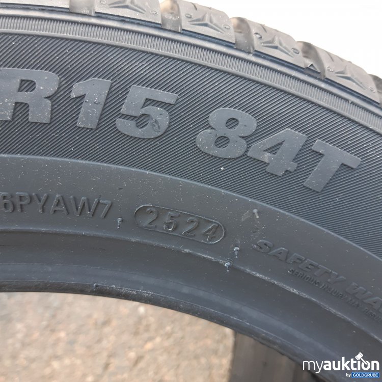 Artikel Nr. 439232 Artikel Nr. 439232: Kumho WinterRalf WP52 175/65R15 84T 2 Stück