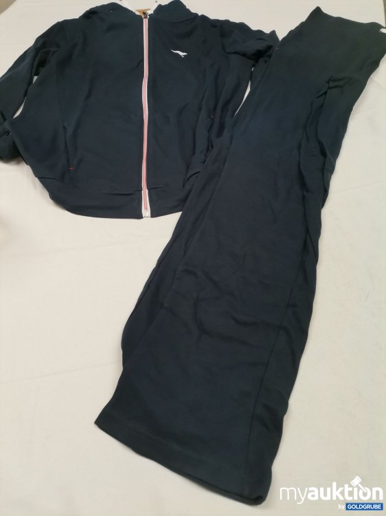 Artikel Nr. 864232 Artikel Nr. 864232: Kangaroos Jogginganzug