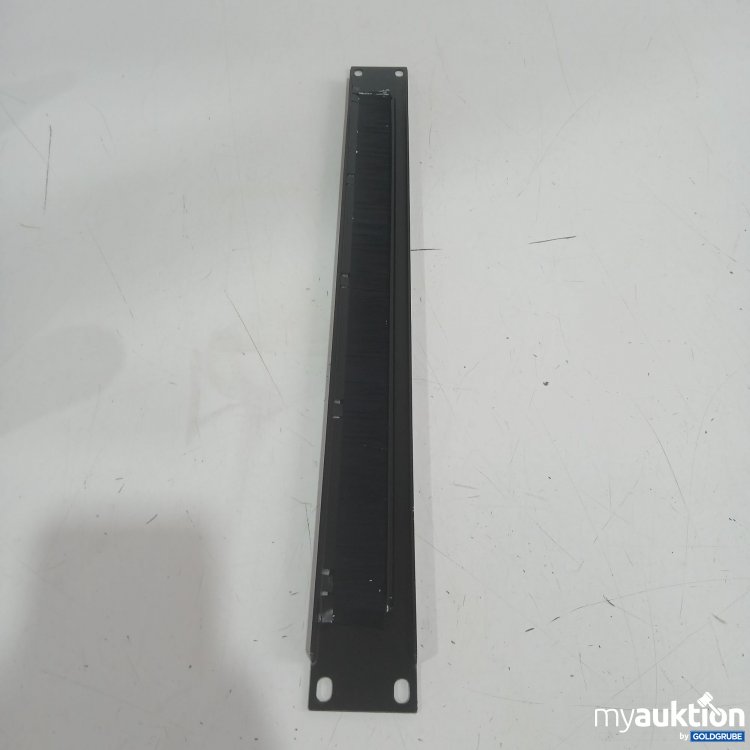 Artikel Nr. 461233 Artikel Nr. 461233: Rack Panel 1U steel with Brush strip ca. 48x 4,5cm