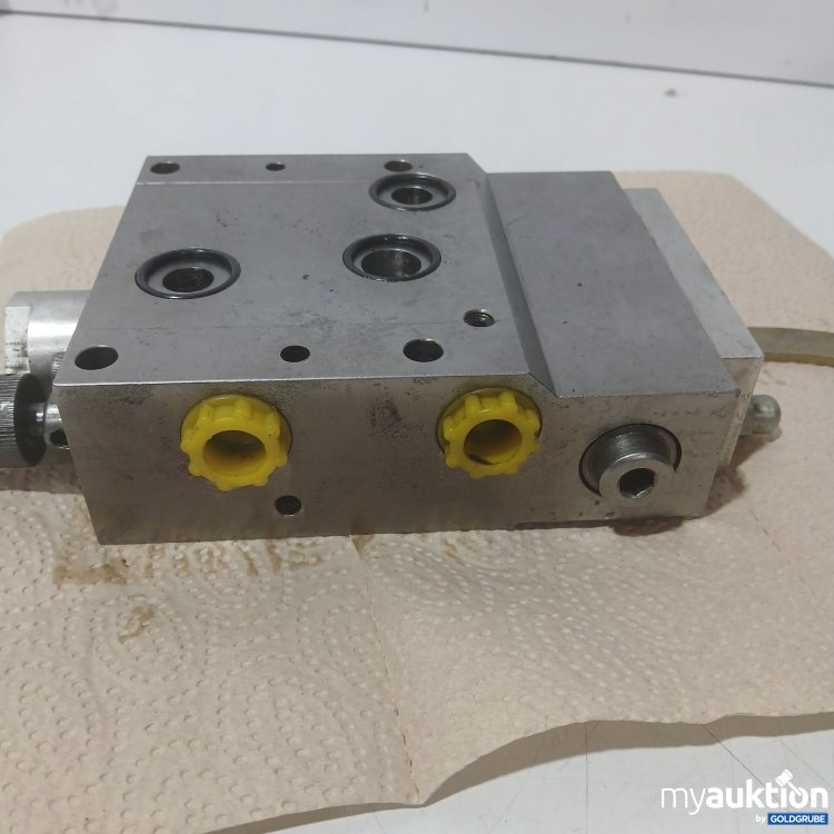 Artikel Nr. 468233 Artikel Nr. 468233: Hydraulikventil mit Hebel