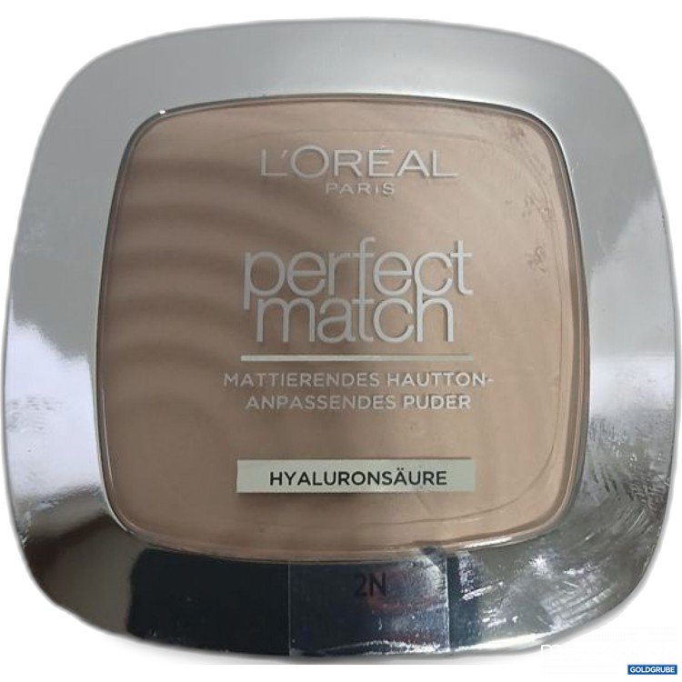 Artikel Nr. 904233: L'Oréal Paris Perfect Match Mattierendes Hautton-Anpassendes Puder
