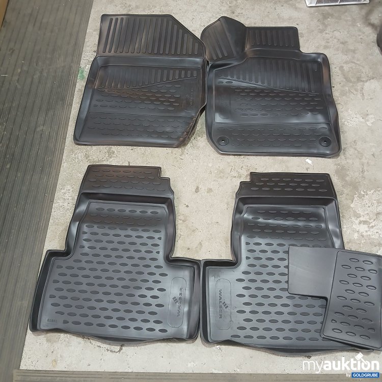 Artikel Nr. 959236: Walser XTR Allwathermat klein Bus Vorne: ca 70x52 hinten ca63x55x 4stk