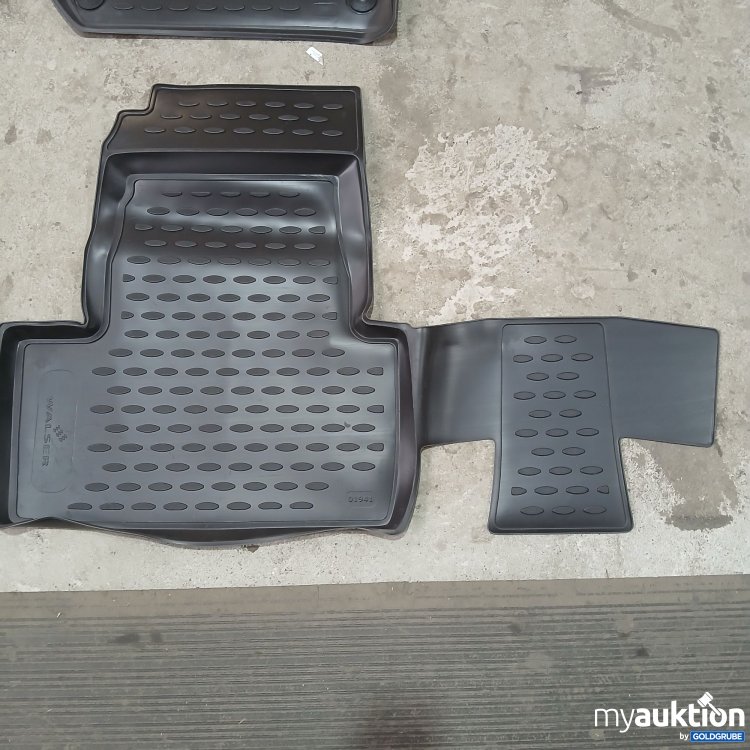 Artikel Nr. 959236: Walser XTR Allwathermat klein Bus Vorne: ca 70x52 hinten ca63x55x 4stk