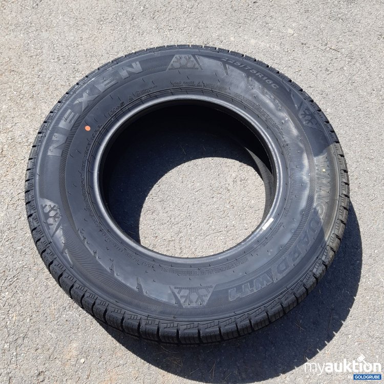 Artikel Nr. 439237 Artikel Nr. 439237: Nexen Tire WinGuard 225/75R16C 10PR 121/120R