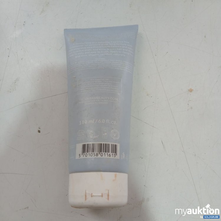 Artikel Nr. 987239 Artikel Nr. 987239: Urtekram Sensitive Scalp Conditioner 180ml