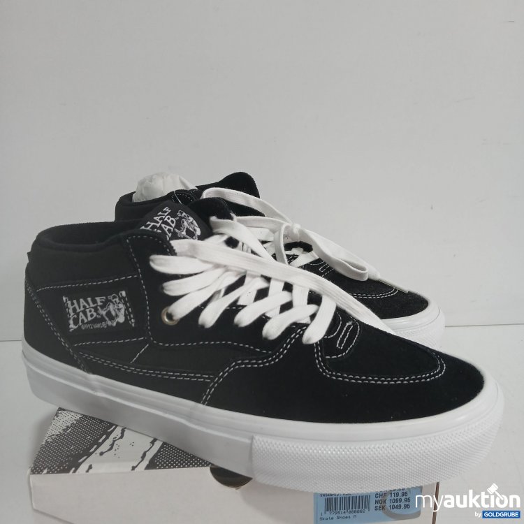 Artikel Nr. 519240 Artikel Nr. 519240: Vans Skate Half Cab Black/white