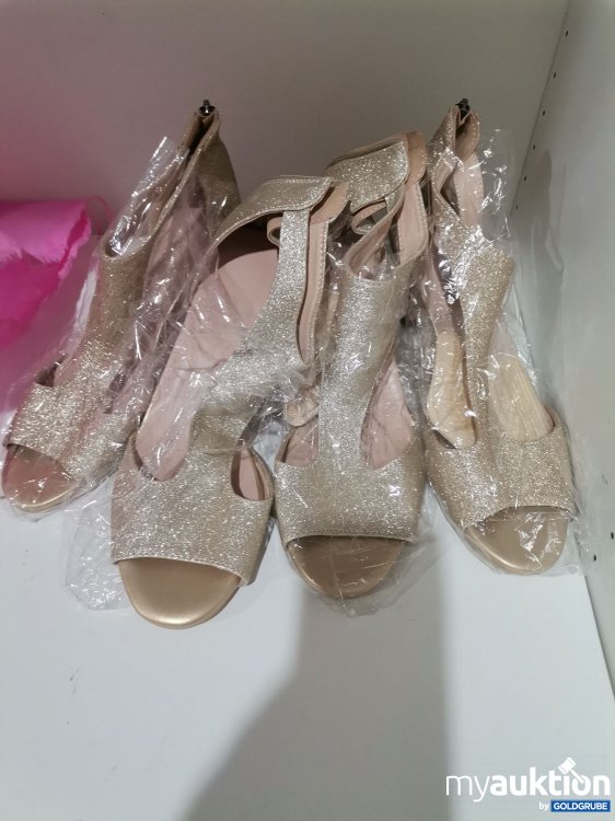 Artikel Nr. 856242 Artikel Nr. 856242: Sandalen