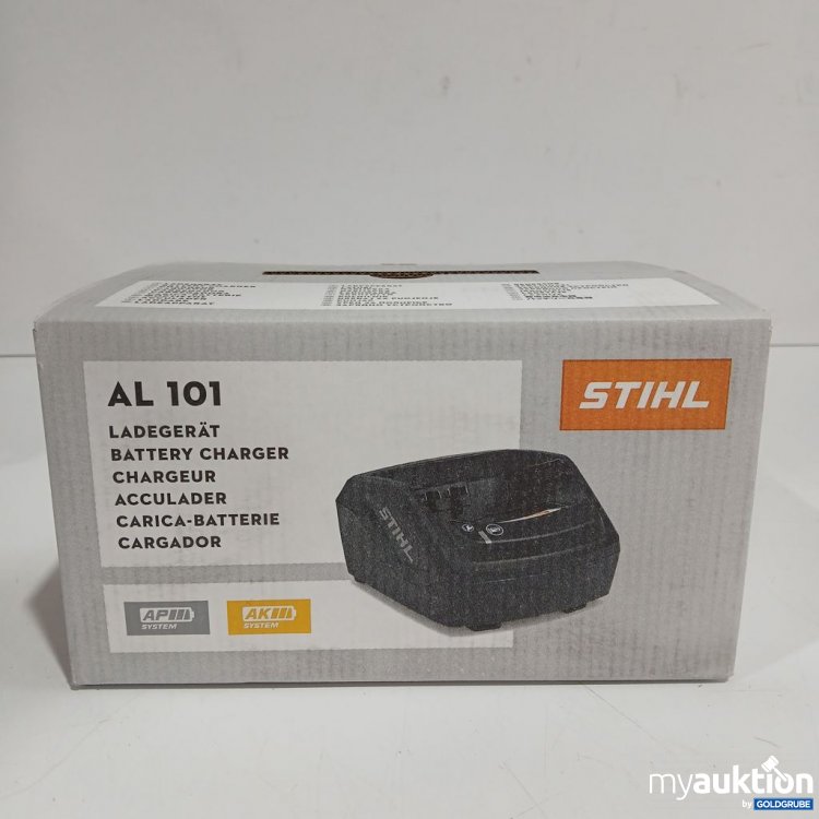 Artikel Nr. 442243: STIHL AL 101 Ladegerät