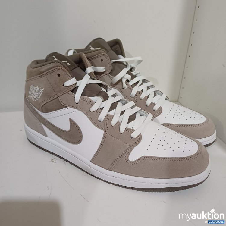 Artikel Nr. 464243 Artikel Nr. 464243: Nike Air Jordan Mid Enigma Stone Olive Grey Gr. 44