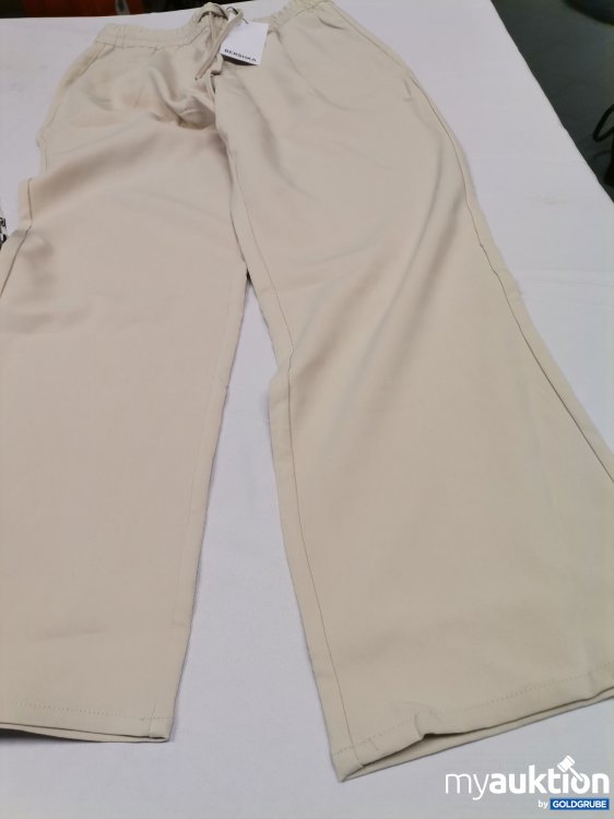 Artikel Nr. 823243 Artikel Nr. 823243: Bershka Schlupfhose