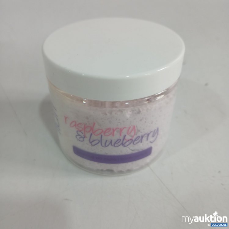 Artikel Nr. 985243: Fluff Raspberry & Blueberry Body scrub 160ml
