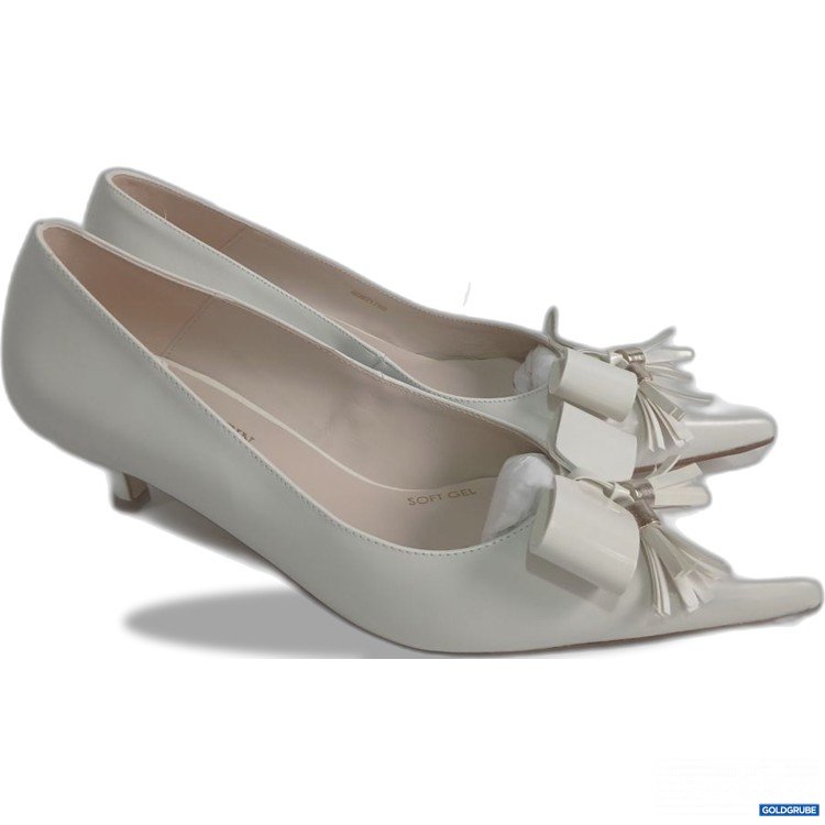 Artikel Nr. 992243 Artikel Nr. 992243: Hammerstein Pumps mit Schleife 20 weiß