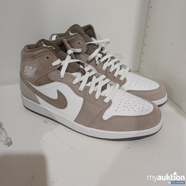 Artikel Nr. 464246 Artikel Nr. 464246: Nike Air Jordan 1 Mid Herren Sneaker Gr. 44,5 Enigma Stone/Olive Grey