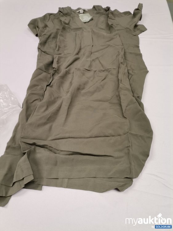 Artikel Nr. 775247 Artikel Nr. 775247: H&M Kleid