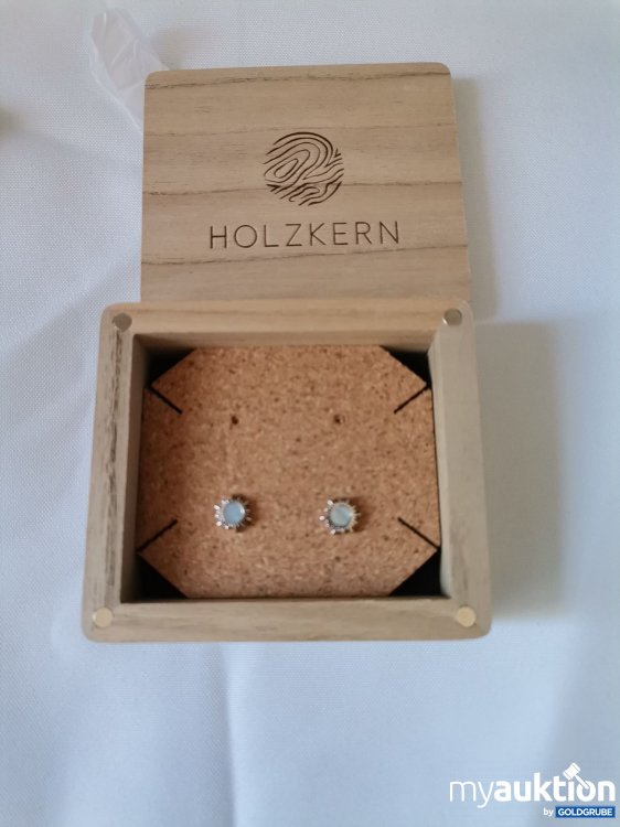 Artikel Nr. 836249: Holzkern Ohrstecker 