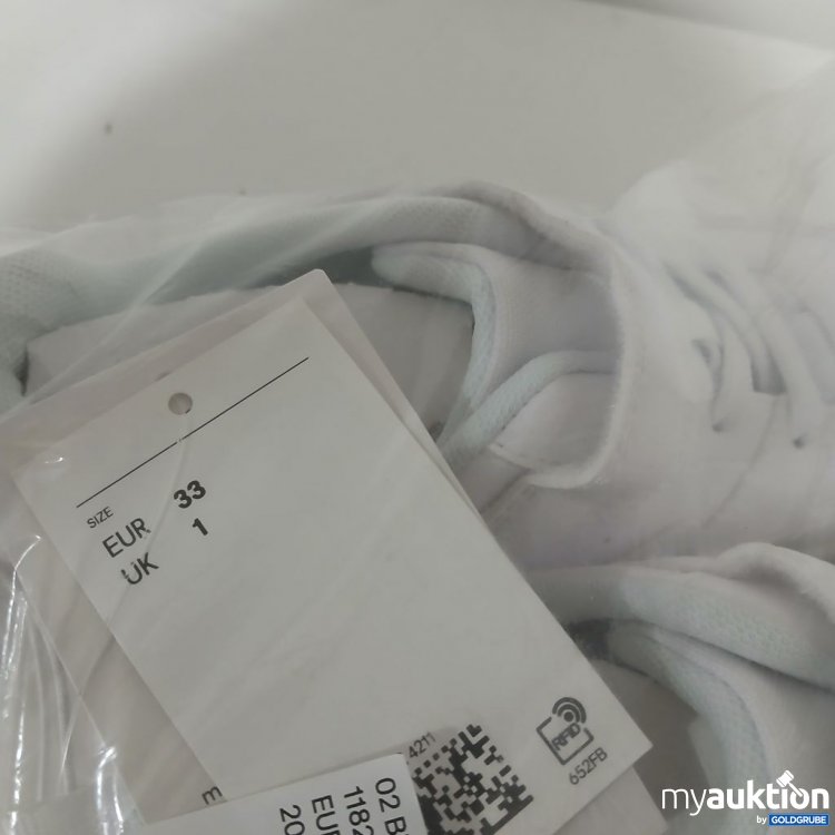 Artikel Nr. 990249 Artikel Nr. 990249: H&M Sneaker
