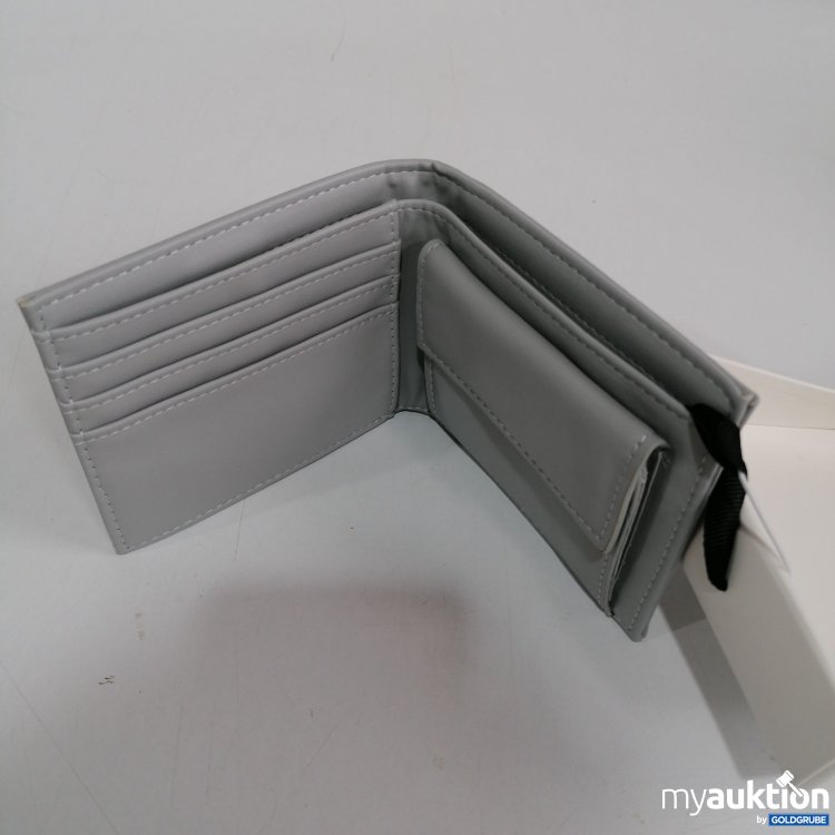 Artikel Nr. 840253 Artikel Nr. 840253: Zara Geldbörse grau 11.5x9cm