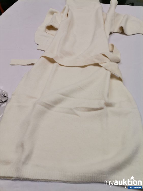 Artikel Nr. 863253: Asos Strickkleid 