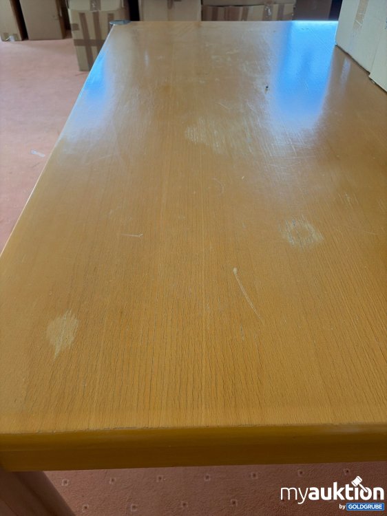 Artikel Nr. 455255: Holztisch mit Metallbeinen