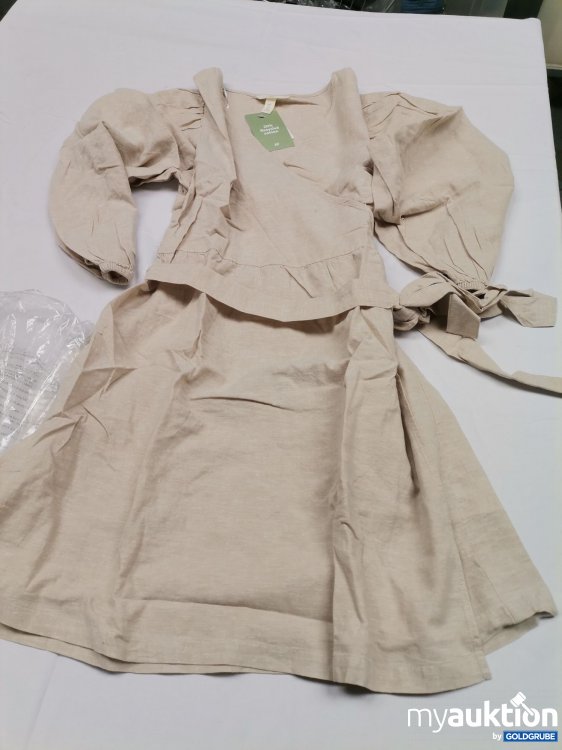 Artikel Nr. 776255 Artikel Nr. 776255: H&M Leinen Kleid
