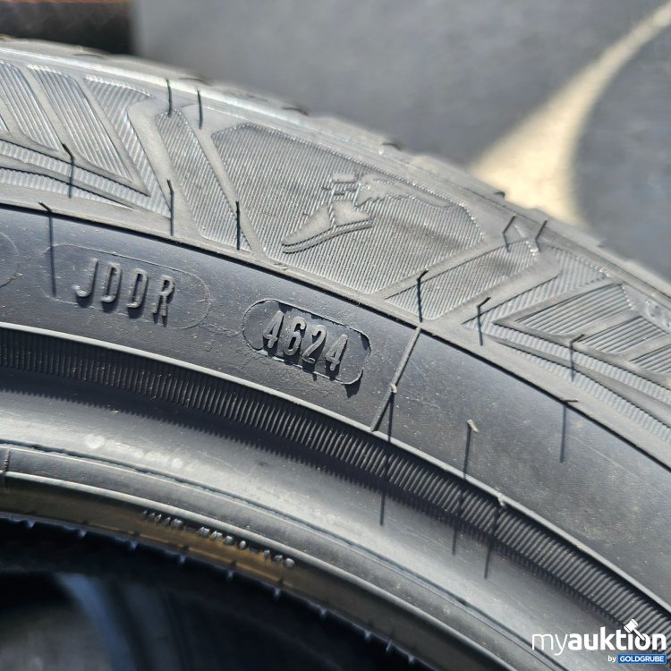 Artikel Nr. 439256 Artikel Nr. 439256: GoodYear Vector 4Seasons Gen-3 195/55R16 91H XL 2 Stück