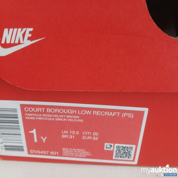 Artikel Nr. 954261: Nike Court Borough Low Recraft (PS)