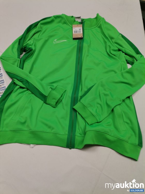 Artikel Nr. 824264 Artikel Nr. 824264: Nike Jacke