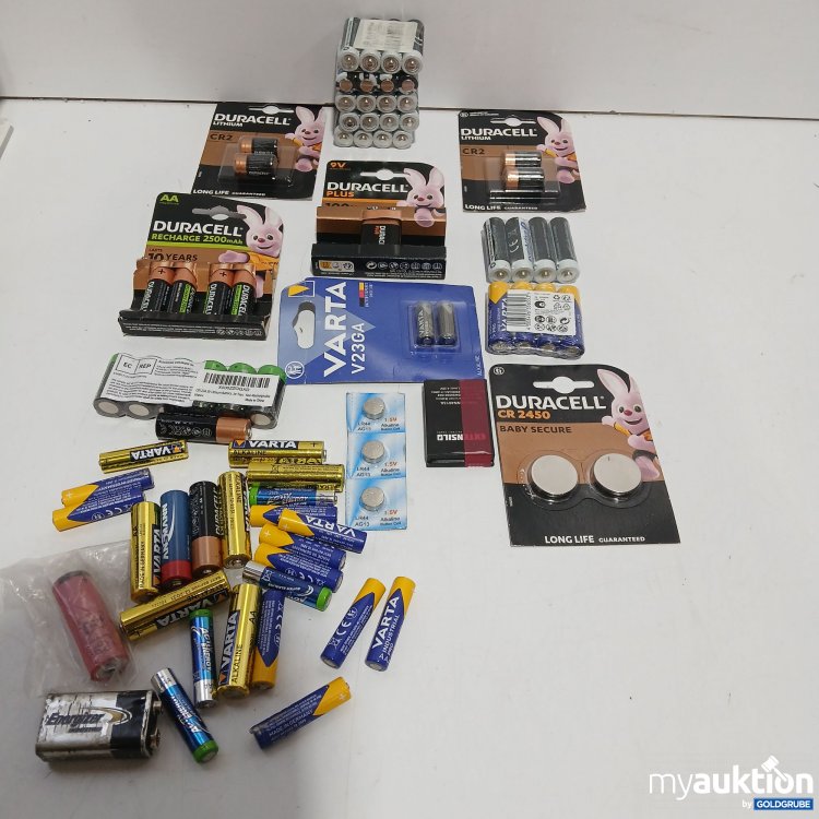 Artikel Nr. 952264: Diverse Batterien Verschieden Grössen und Mengen 