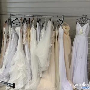 Auktion Brautkleider verschiedene Modelle und Größen