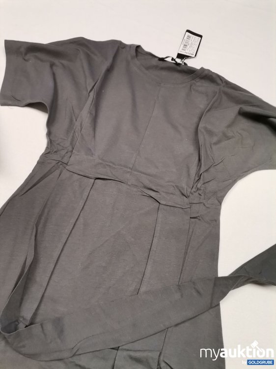 Artikel Nr. 670268 Artikel Nr. 670268: Trendyol Kleid