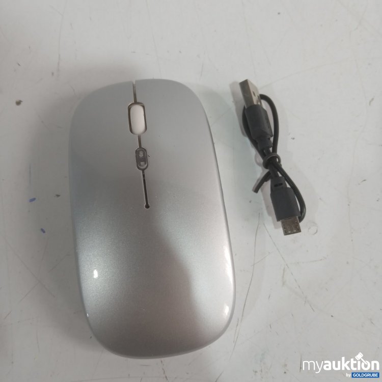 Artikel Nr. 922268 Artikel Nr. 922268: Wireless Mouse SMRGBCD001 mit USB-Ladekabel