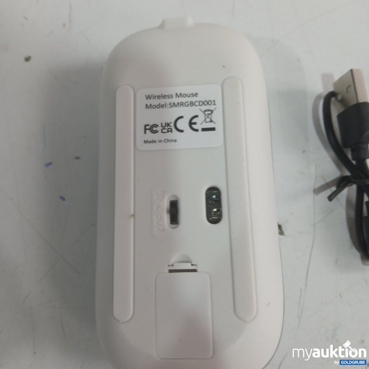 Artikel Nr. 922268: Wireless Mouse SMRGBCD001 mit USB-Ladekabel