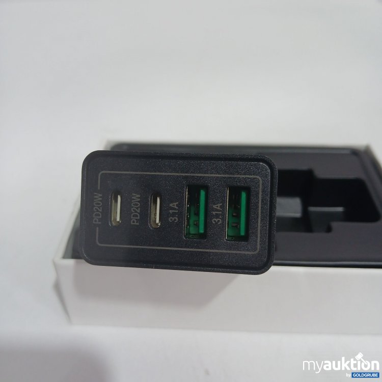 Artikel Nr. 827269 Artikel Nr. 827269: Wall Charger RE-PD3504