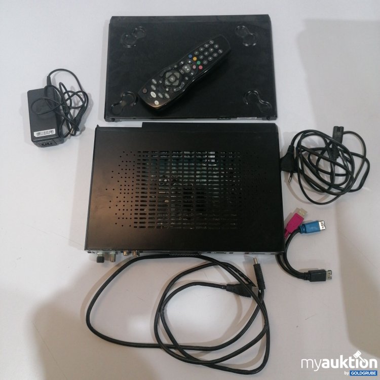 Artikel Nr. 522270: Sky Pace TDS866NSDX & Externe Festplatte EHD100SD mit Kabel und Fernbedienung 