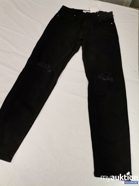 Artikel Nr. 697271: Bershka Jeans 