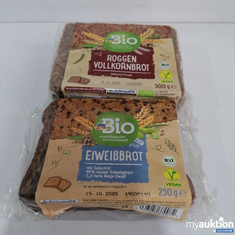 Artikel Nr. 844274 Artikel Nr. 844274: DM Bio Roggenvollkornbrot 500g und Eiweißbrot 250g