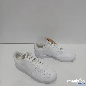 Auktion Nike Sneaker weiß Größe 41