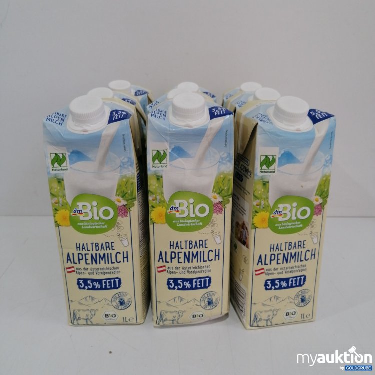 Artikel Nr. 844286 Artikel Nr. 844286: Dm Bio Haltbare Alpenmilch 3.5% Fett 9x1l