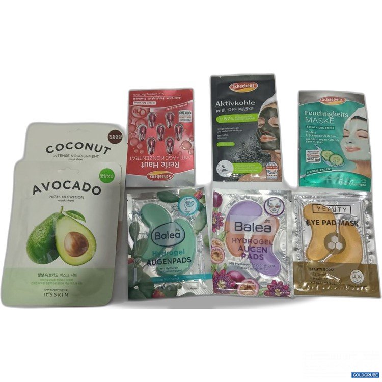 Artikel Nr. 904289: IT'S SKIN Coconut Avocado Mask Pack2x 
Augenpads 3x
Feuchtigkeitsmaske 1x 
Aktivkohle für 2 anwendungen