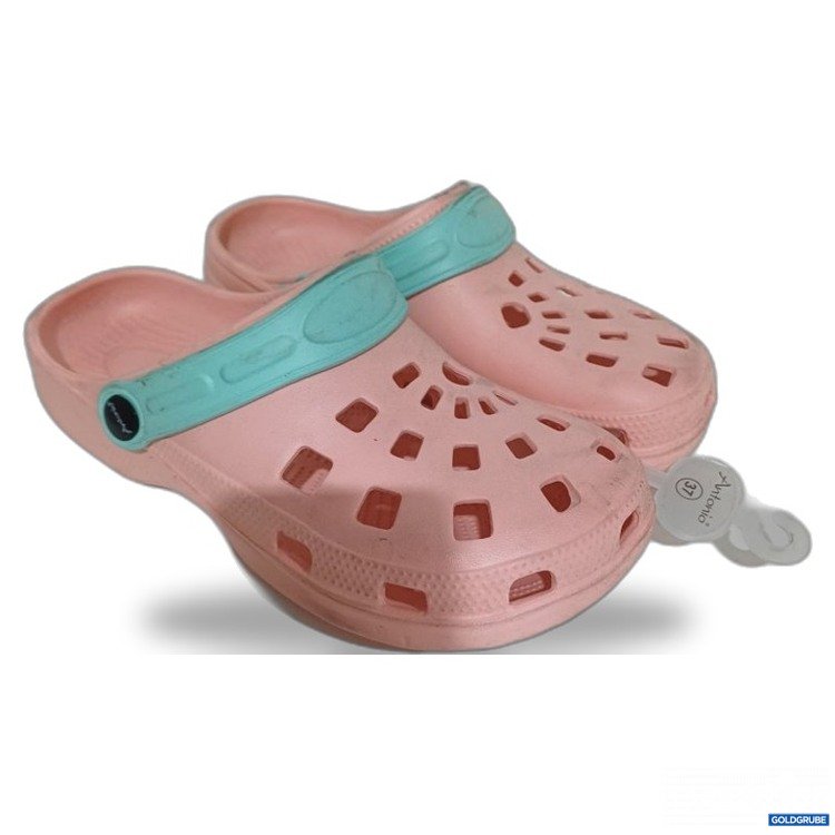 Artikel Nr. 940289 Artikel Nr. 940289: Clogs mit Riemen