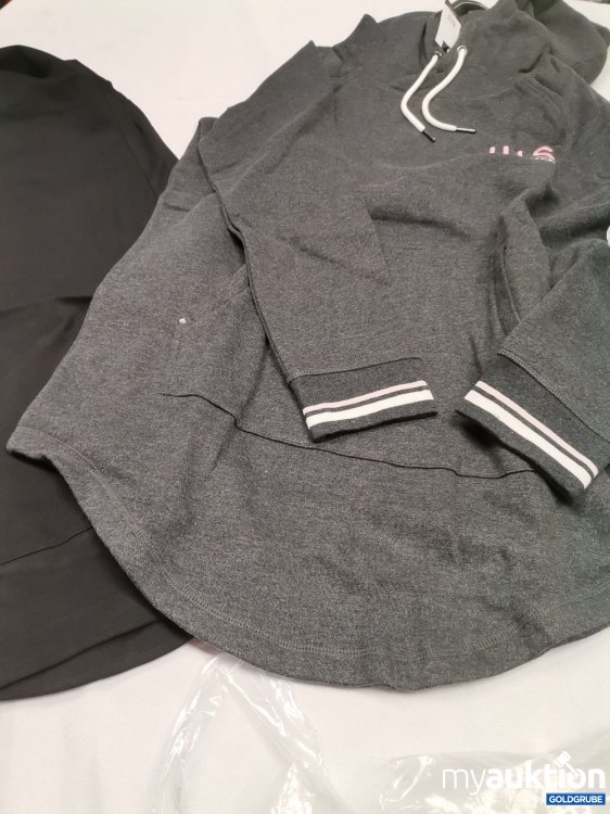 Artikel Nr. 863291 Artikel Nr. 863291: His Jogginganzug