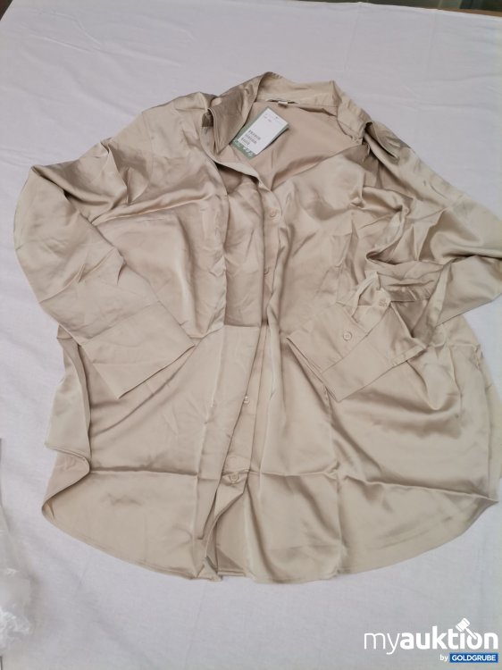 Artikel Nr. 697292 Artikel Nr. 697292: H&M Satinbluse